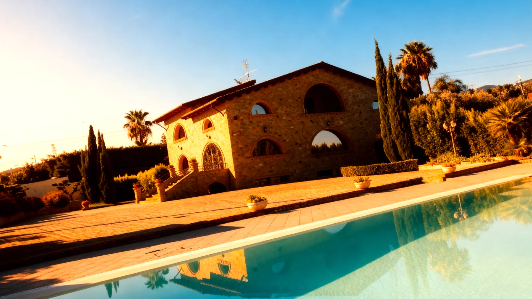 Un posto al sole Rai 32026-04-07T05:37:04.826Z"